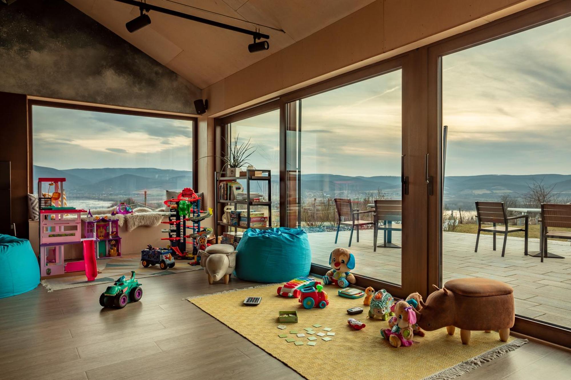 Natura Hill Zebegeny - Butik Szobak Es Etterem Exterior photo